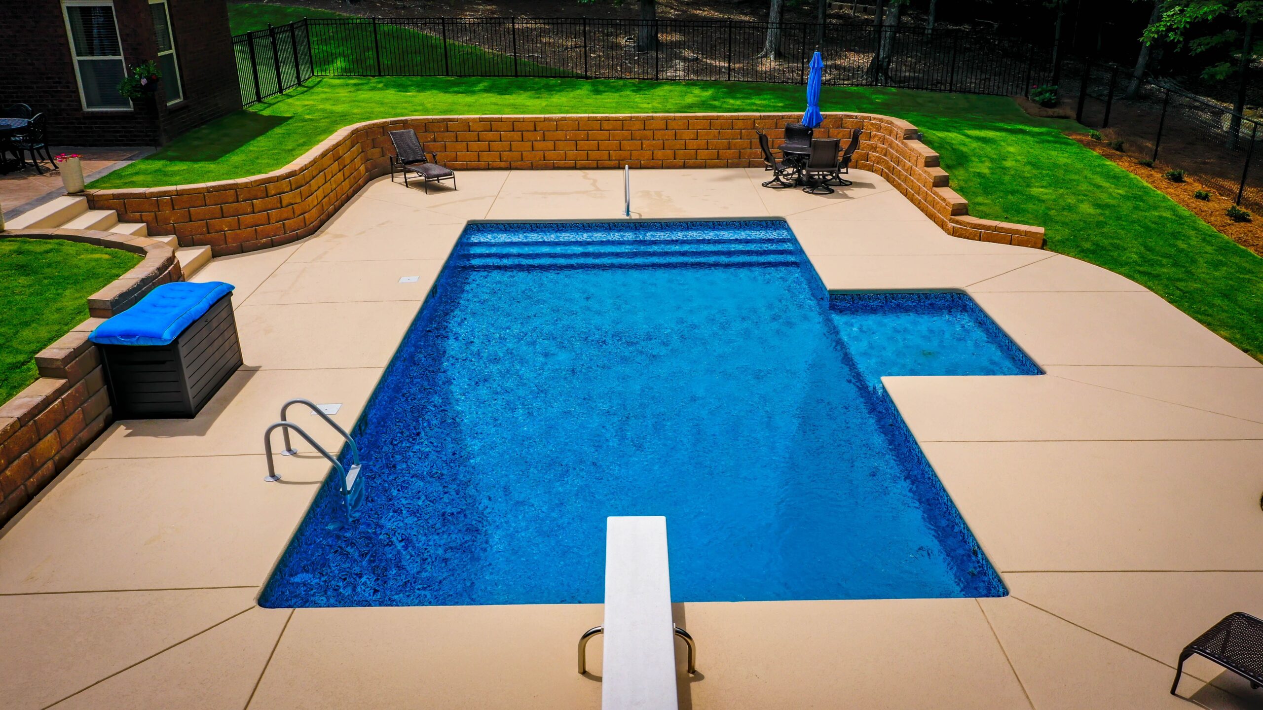 How To Get Your Pool Ready For Summertime in Alabama: A Complete Checklist