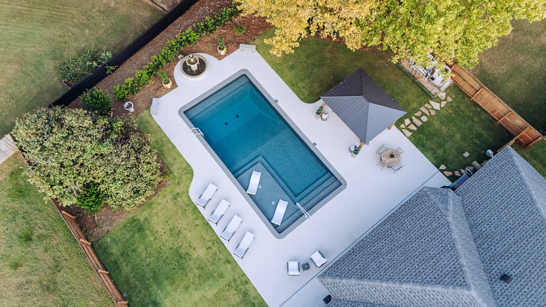 The Importance of Routine Swimming Pool Cleaning