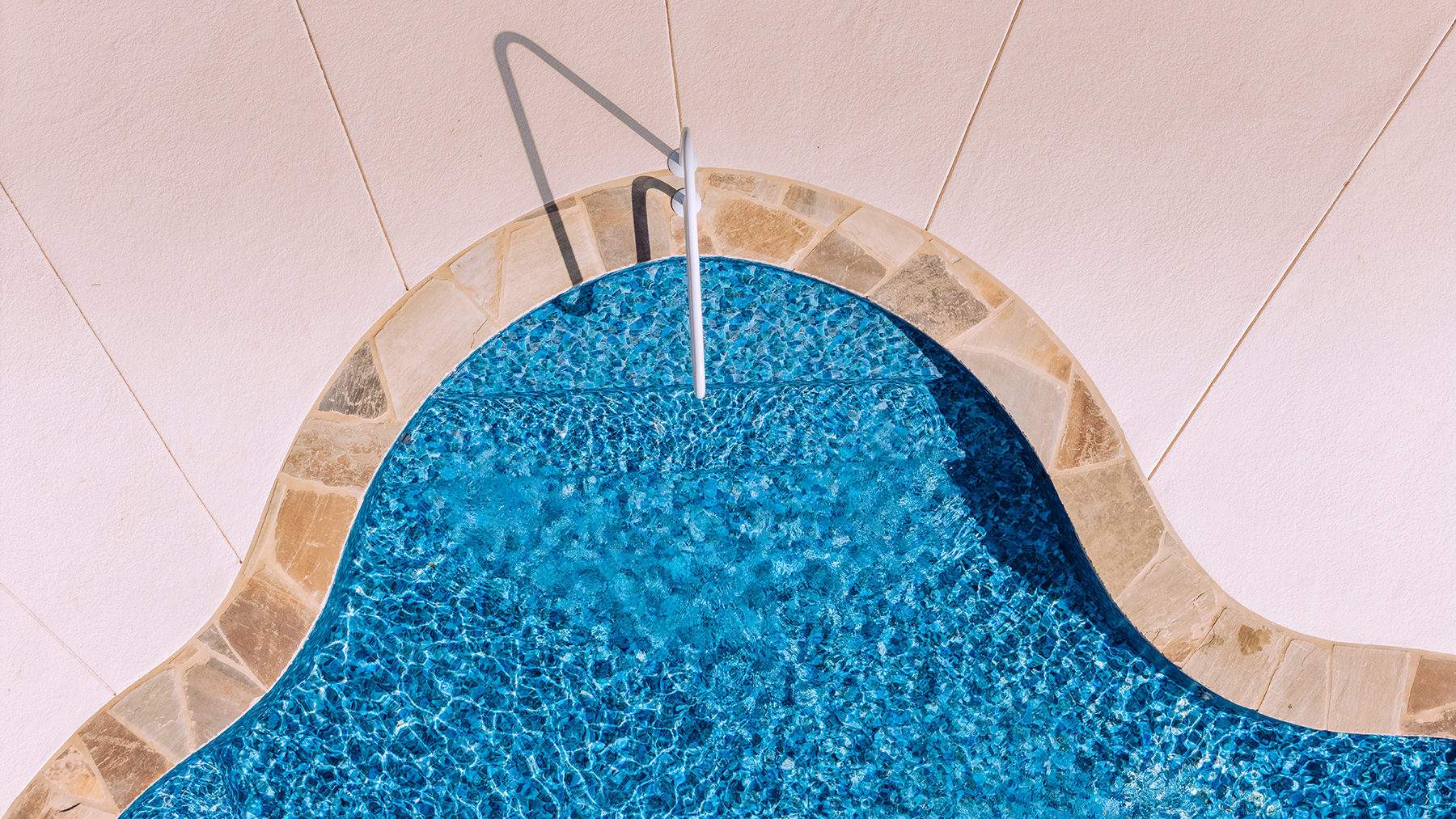 How Alabama Weather Affects Your Pool