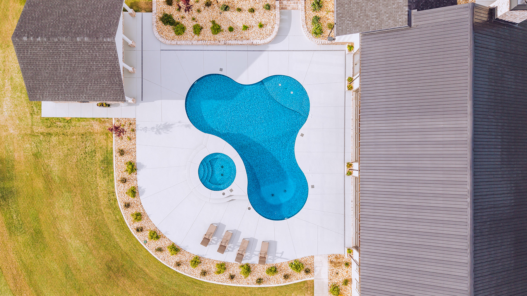 Why Does My Pool Water Look Dirty?